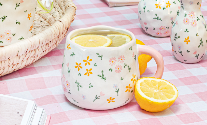 Mugs & Teapots